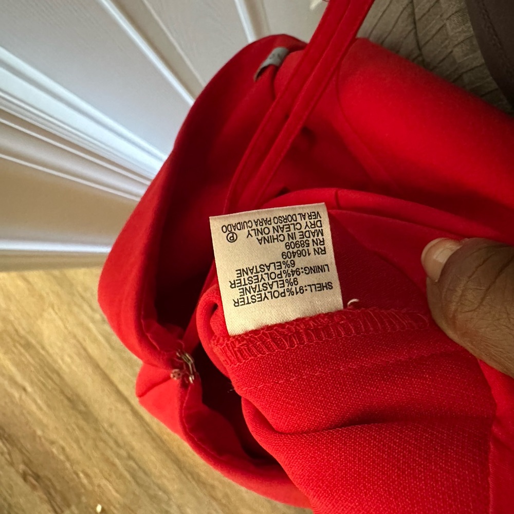 Antonio Melani Vibrant Red Garment - Picture 5 of 5